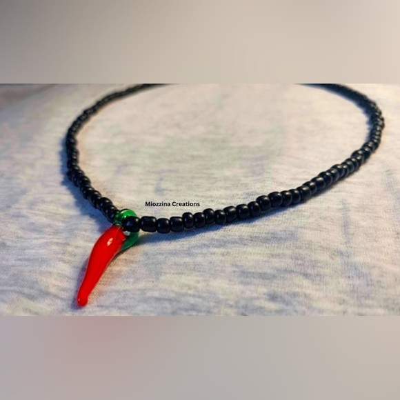 5/$20 (ENTIRE SHOP CLEARANCE) Italian Pepper | Cornicello Il Malocchio men 🌶️🧿 - Picture 1 of 2